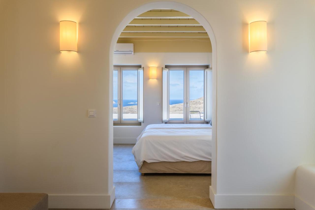 Camarades Mykonos Hotel อโนเมรา ภายนอก รูปภาพ
