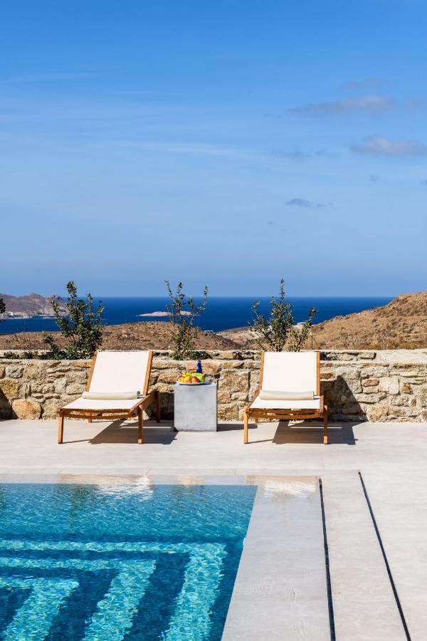 Camarades Mykonos Hotel อโนเมรา ภายนอก รูปภาพ