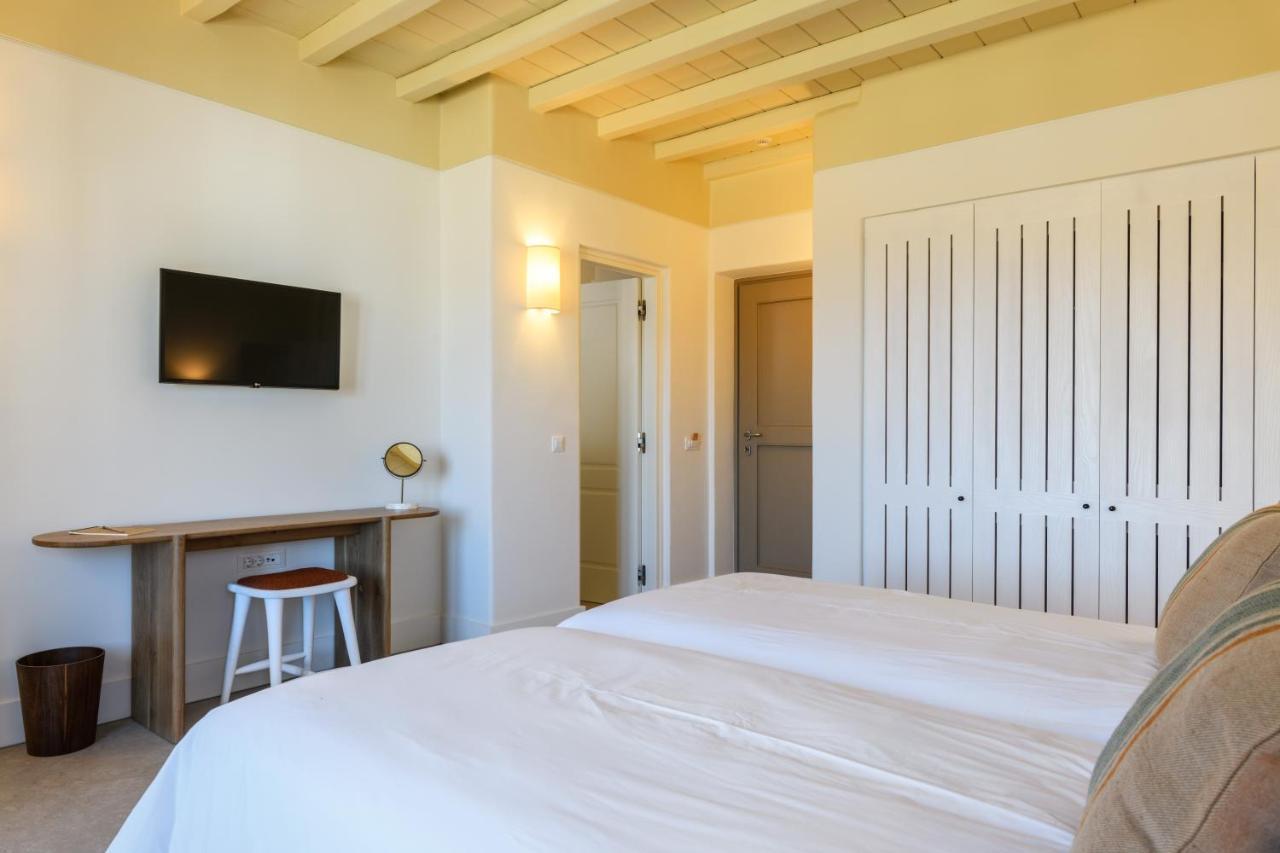 Camarades Mykonos Hotel อโนเมรา ภายนอก รูปภาพ