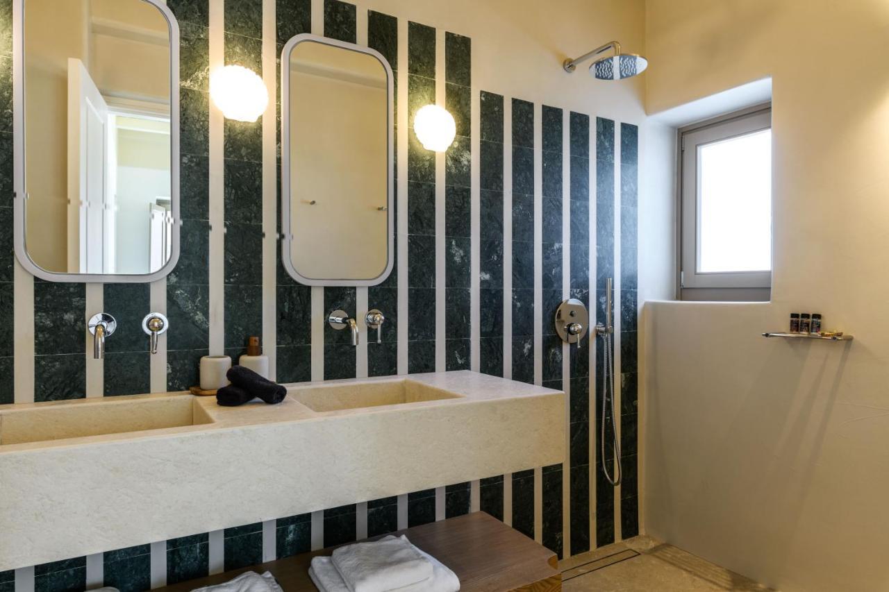 Camarades Mykonos Hotel อโนเมรา ภายนอก รูปภาพ
